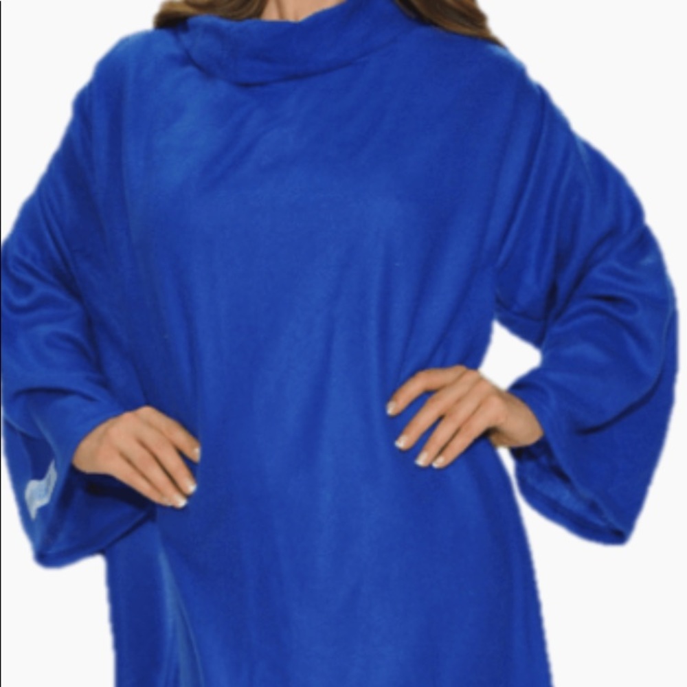 Snuggie blanket